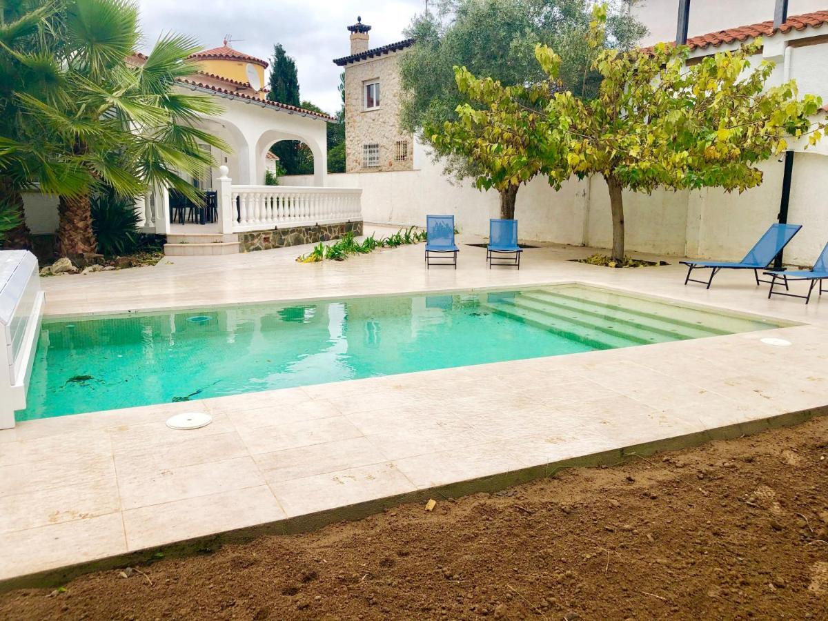 Carmanco 101 Villa Empuriabrava Exterior photo